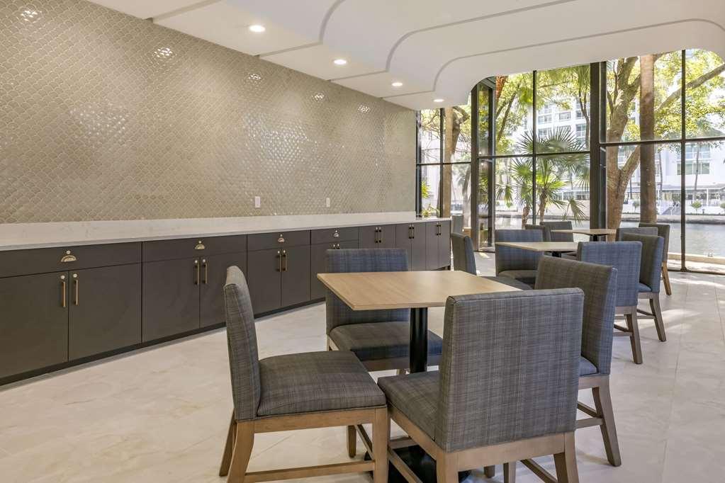 Comfort Inn & Suites Downtown Brickell-Port Of Miami Restaurant foto